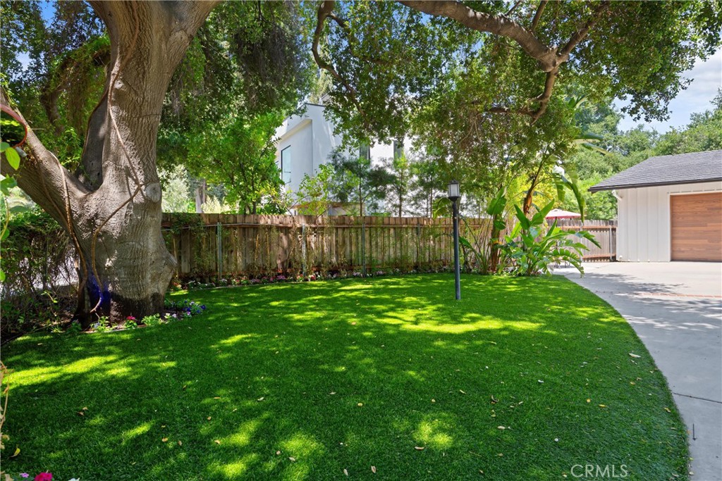 22959 Humming Bird Way Calabasas, CA 91302 - Photo 54 of 59 matured trees