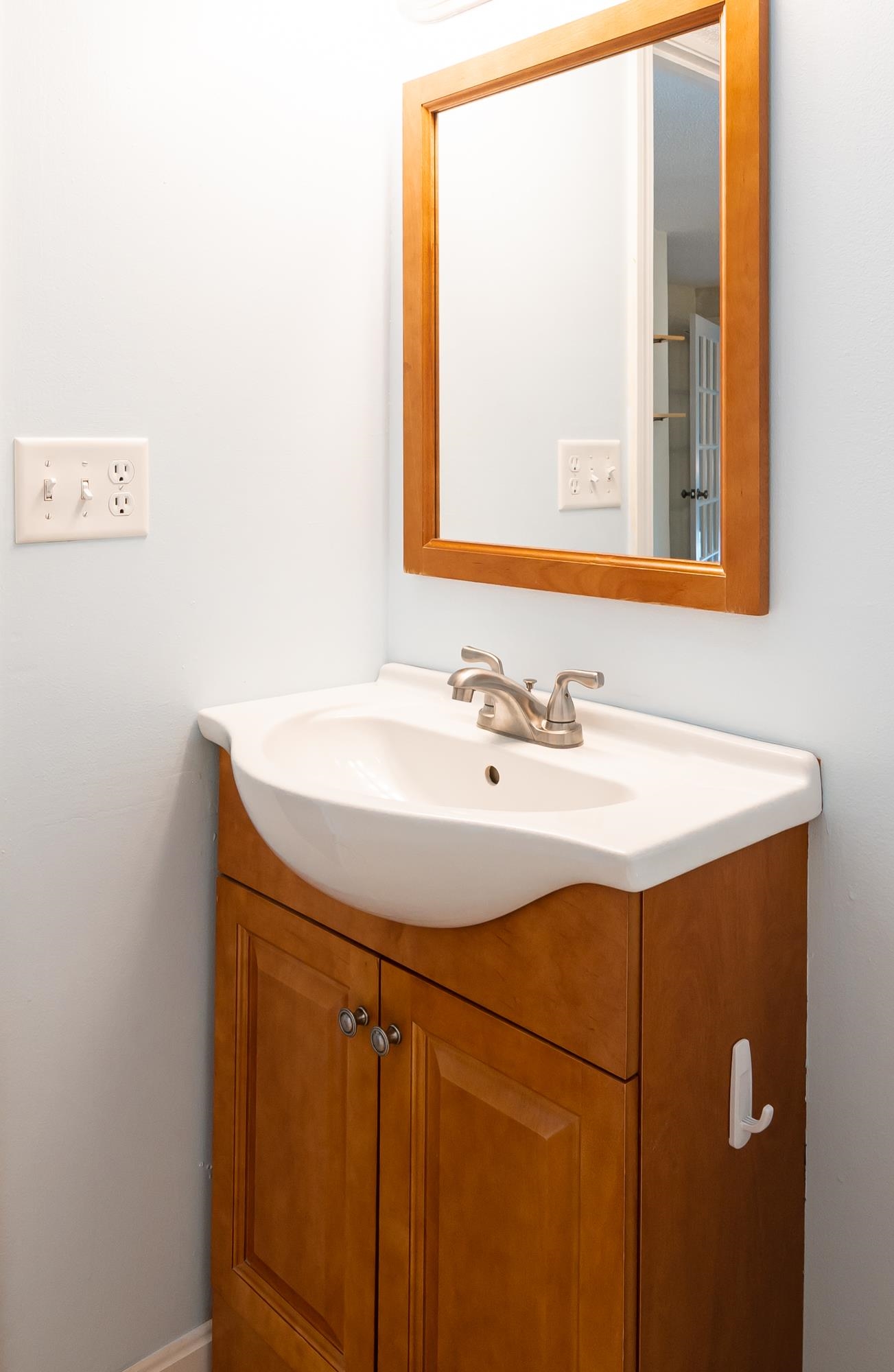 76 East Ridge Road Merrimack, NH 03054 - Photo 12 of 36 Gallery Image 12
