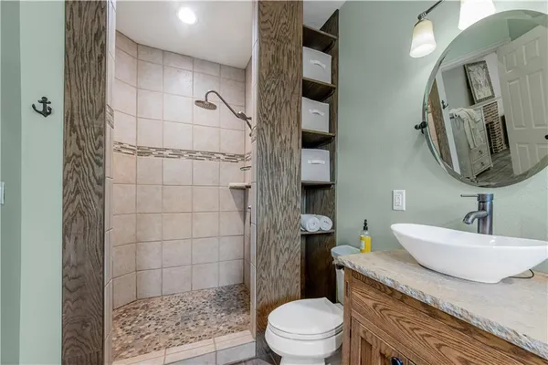 $565,000 | 3456 Scenic Drive, Grove, OK 74344