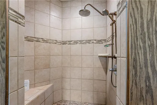 $565,000 | 3456 Scenic Drive, Grove, OK 74344