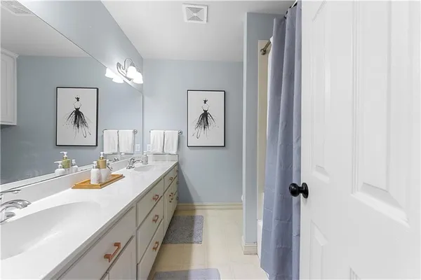 $565,000 | 3456 Scenic Drive, Grove, OK 74344