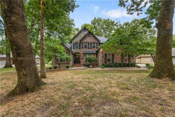 $565,000 | 3456 Scenic Drive, Grove, OK 74344