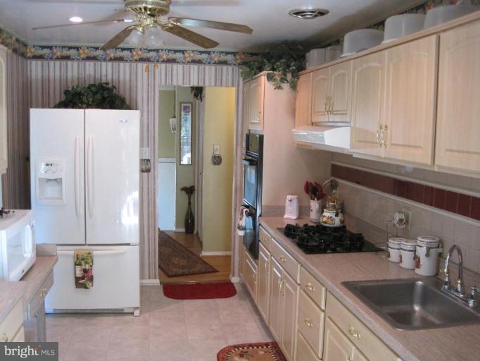 3908 Roxanne Road Randallstown, MD 21133 - Photo 8 of 28 Kitchen #3