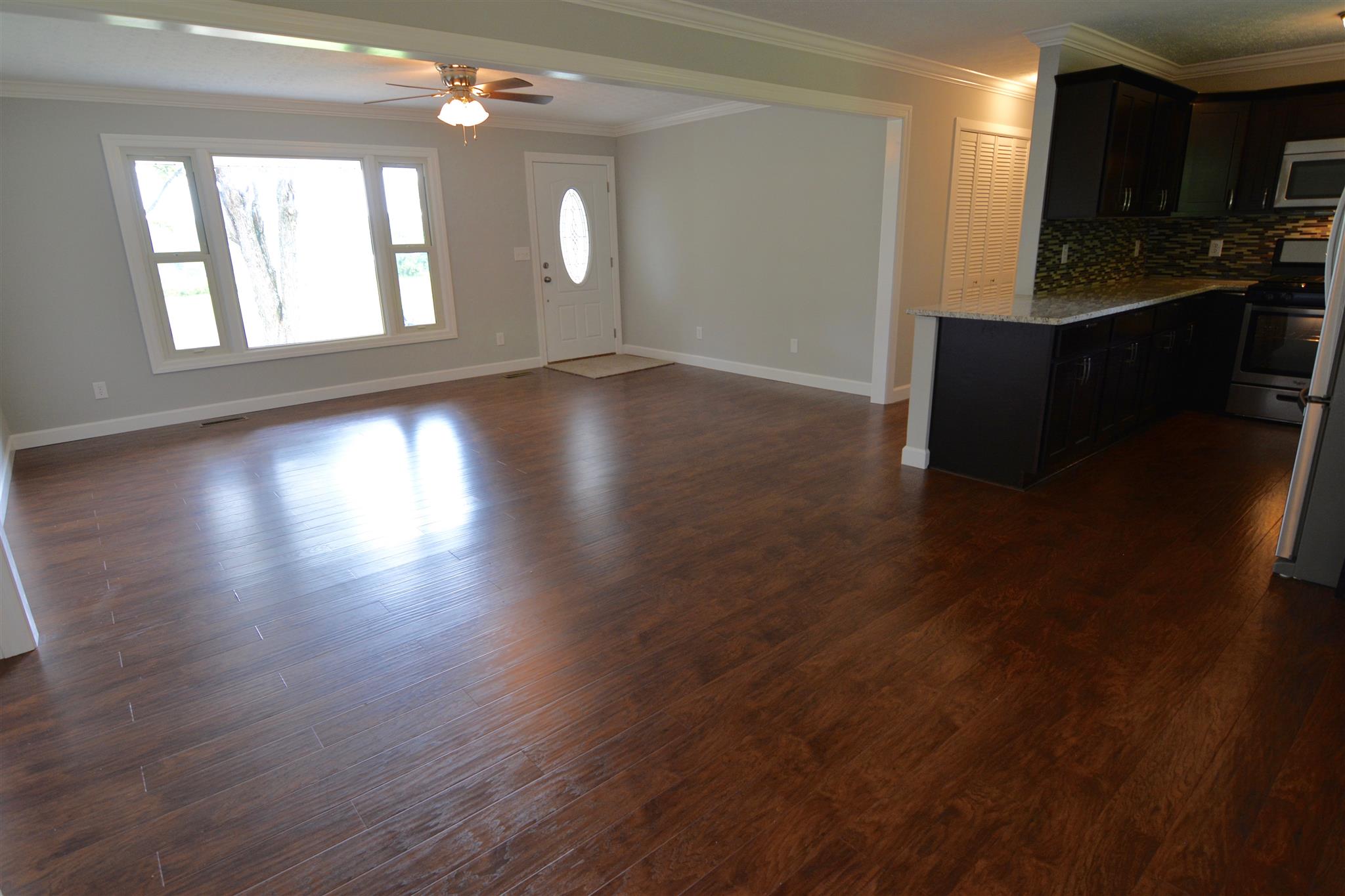 1020 Mt Vernon Road Bethpage, TN 37022 - Photo 4 of 17 Gallery Image 4
