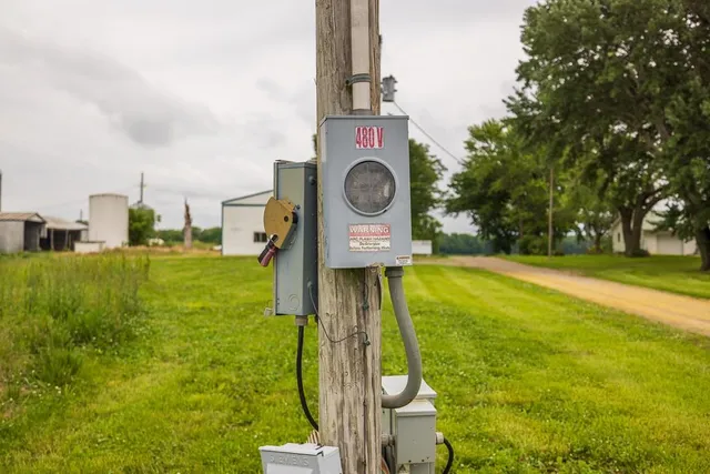 $789,000 | 1637 Southwest County Road 1067, Butler, MO 64730