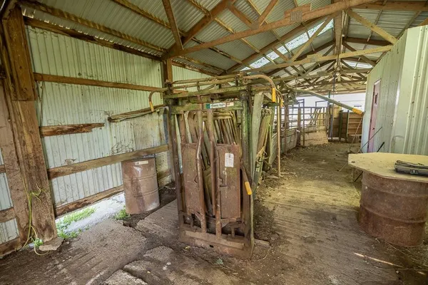 $575,000 | 1637 Southwest County Road 1067, Butler, MO 64730