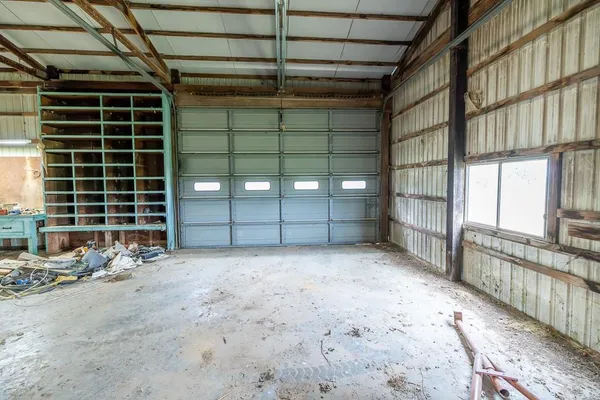 $575,000 | 1637 Southwest County Road 1067, Butler, MO 64730