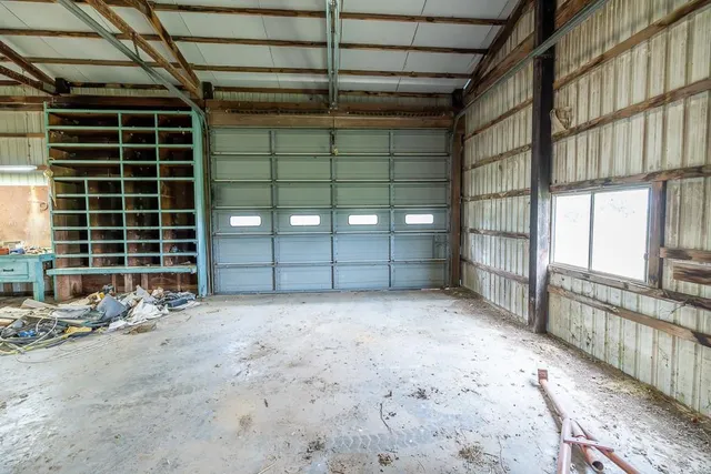 $789,000 | 1637 Southwest County Road 1067, Butler, MO 64730