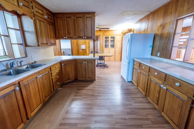 $789,000 | 1637 Southwest County Road 1067, Butler, MO 64730