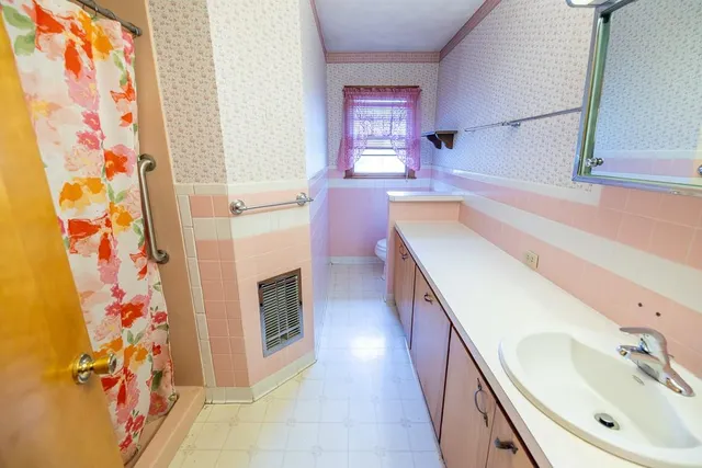 $789,000 | 1637 Southwest County Road 1067, Butler, MO 64730