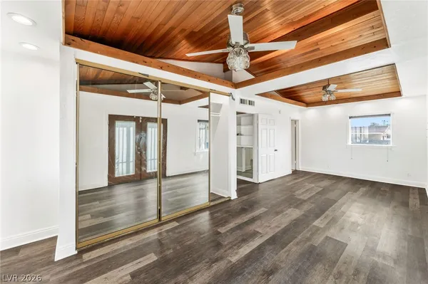 $2,350 | 1828 Hassett Avenue, Las Vegas, NV 89104