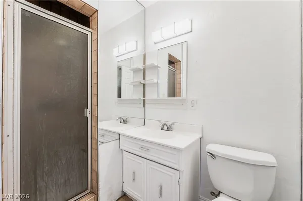 $2,350 | 1828 Hassett Avenue, Las Vegas, NV 89104