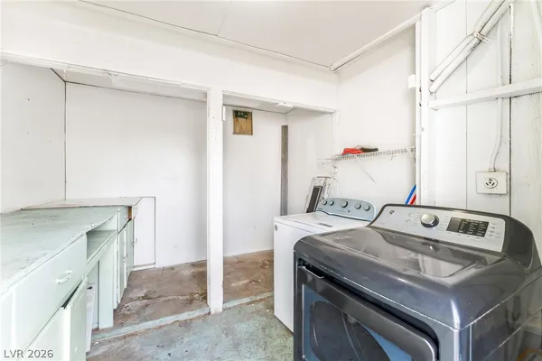 $2,350 | 1828 Hassett Avenue, Las Vegas, NV 89104