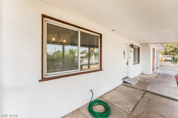 $2,350 | 1828 Hassett Avenue, Las Vegas, NV 89104