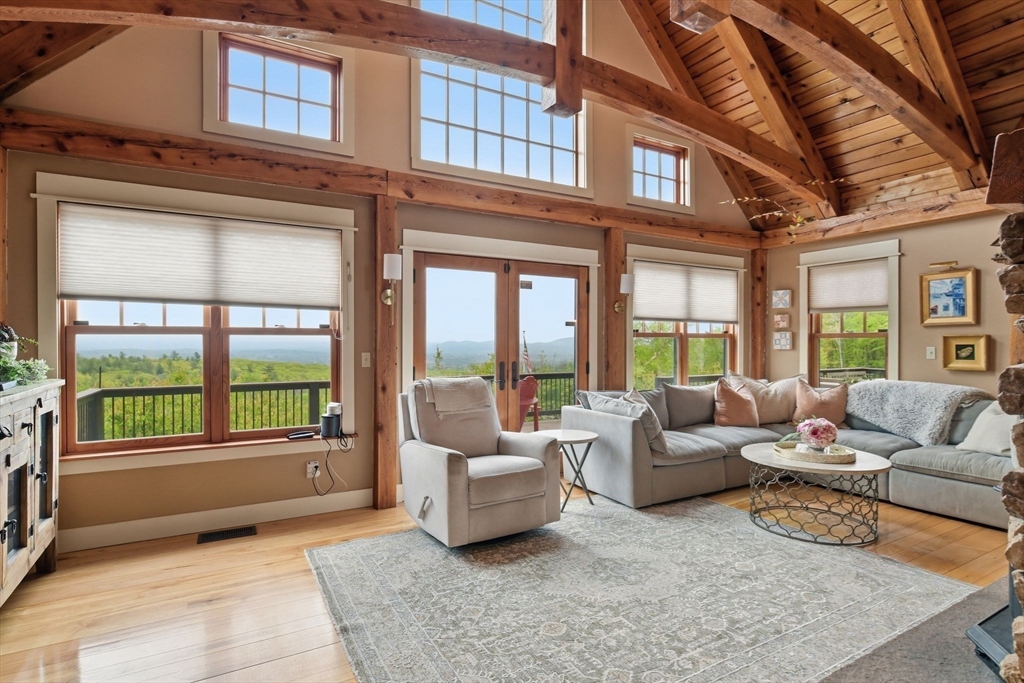 329 Southampton Road Westhampton, MA 01027 - Photo 5 of 40