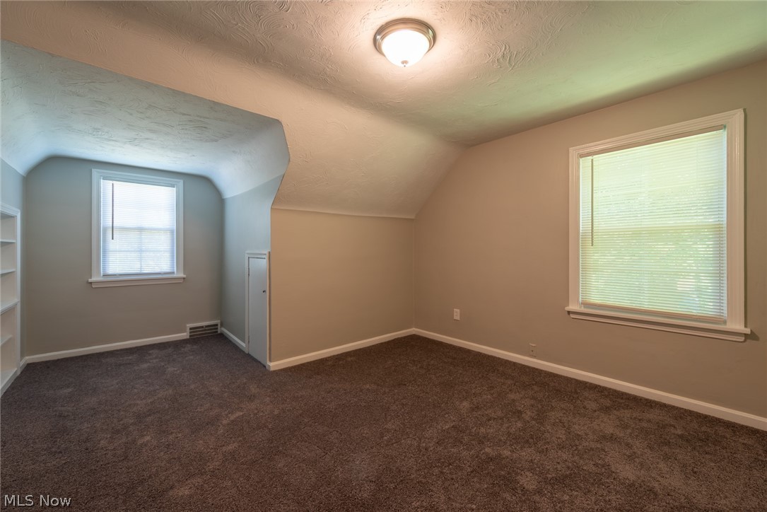 1112 Woodview Road Cleveland Heights, OH 44121 - Photo 22 of 35