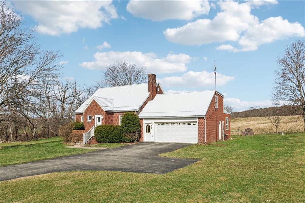 441 Petersburg Road Enon Valley, PA 16120 - Photo 2 of 49