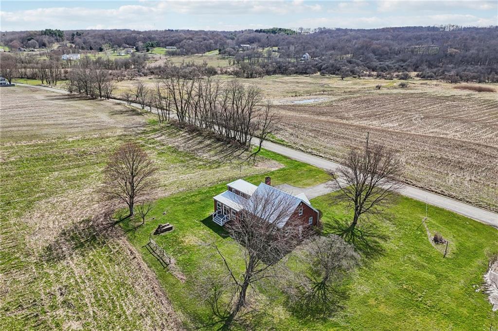 441 Petersburg Road Enon Valley, PA 16120 - Photo 4 of 49