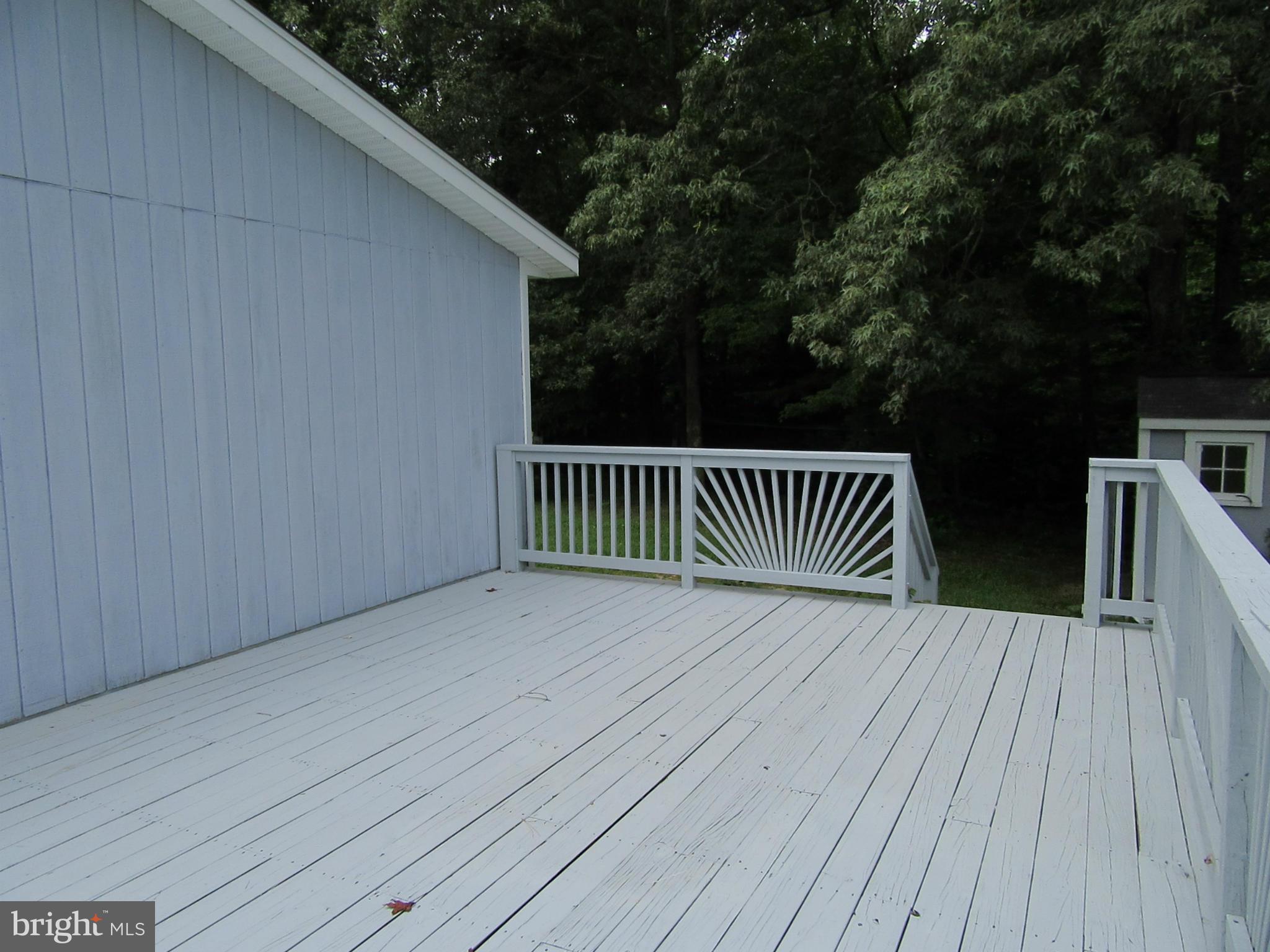 42440 St Johns Road Hollywood, MD 20636 - Photo 20 of 22 Deck