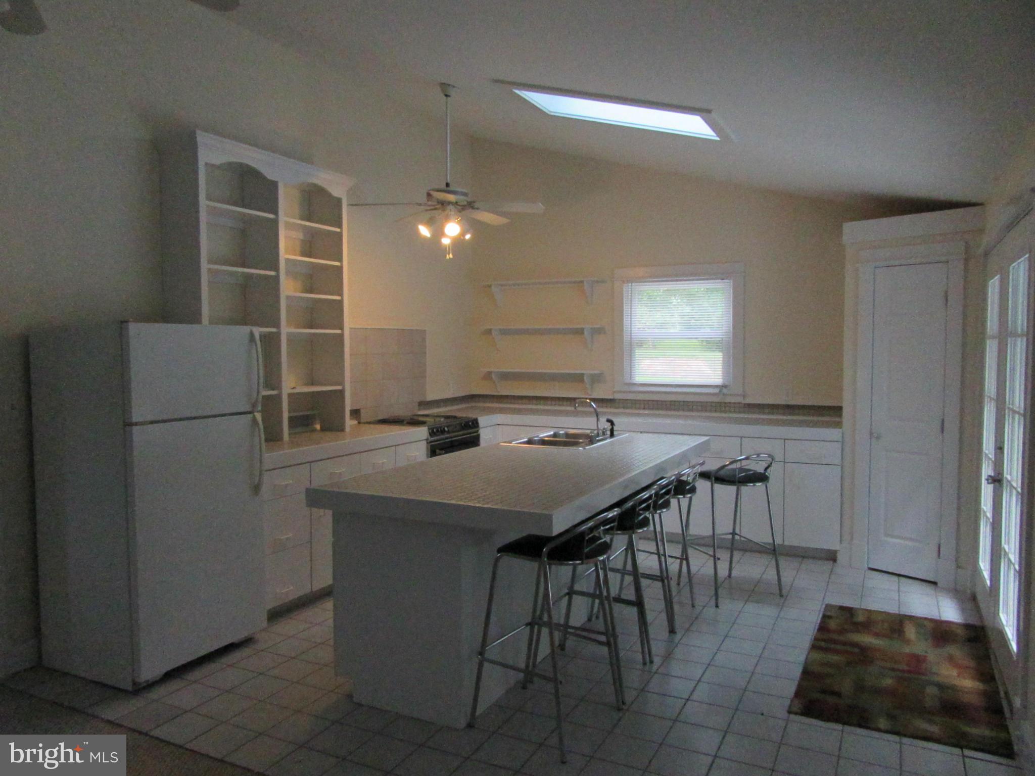 42440 St Johns Road Hollywood, MD 20636 - Photo 5 of 22 Kitchen