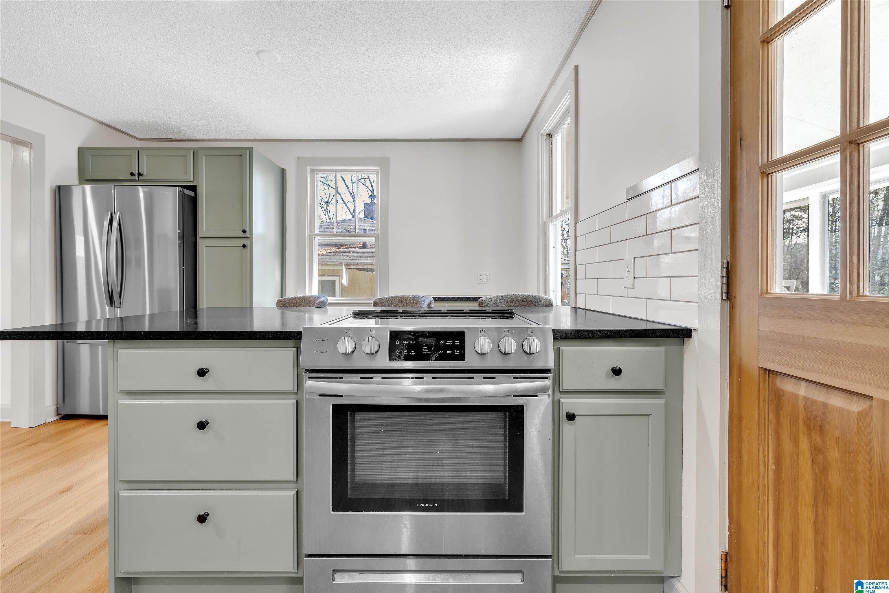 1409 Monticello Road Birmingham, AL 35210 - Photo 10 of 27