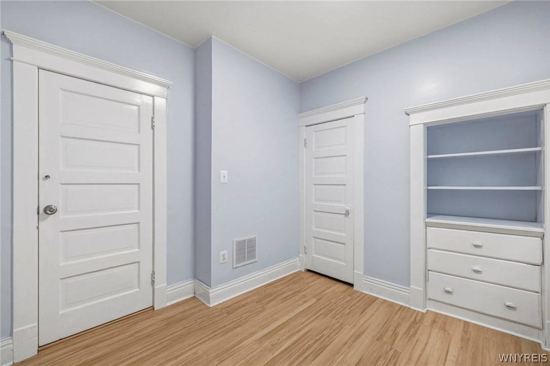 258 Laurel Street Buffalo, NY 14208 - Photo 13 of 49