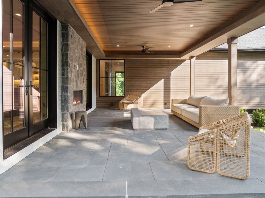 182 Bristol Road Wellesley, MA 02481 - Photo 34 of 38