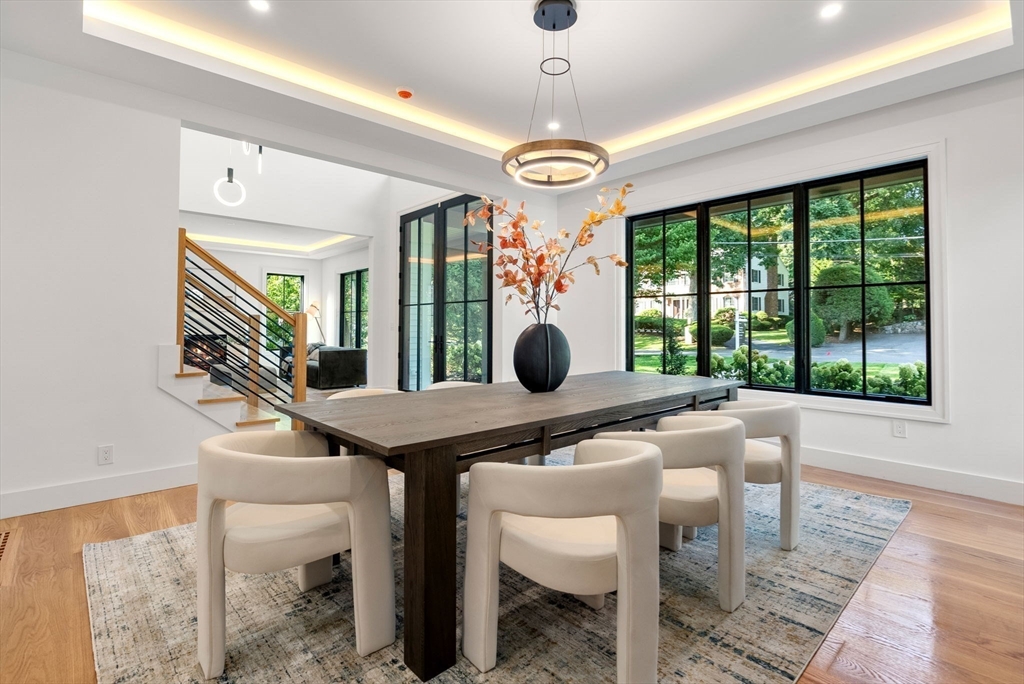 182 Bristol Road Wellesley, MA 02481 - Photo 7 of 38