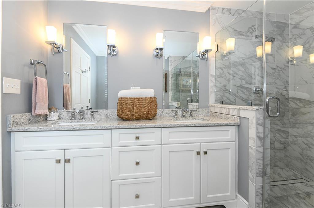 2320 Danbury Road Greensboro, NC 27408 - Photo 28 of 48