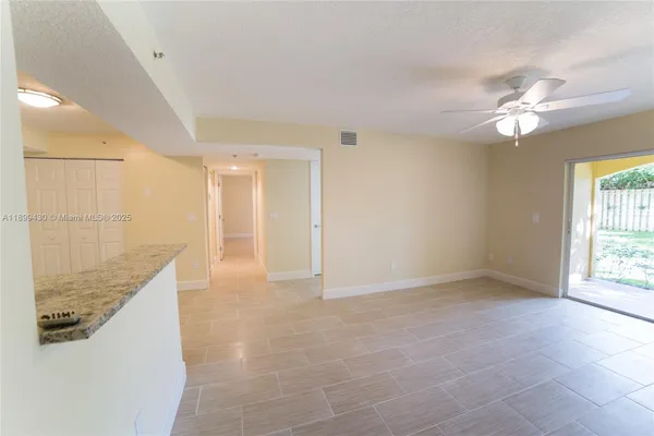 a view of empty room with window