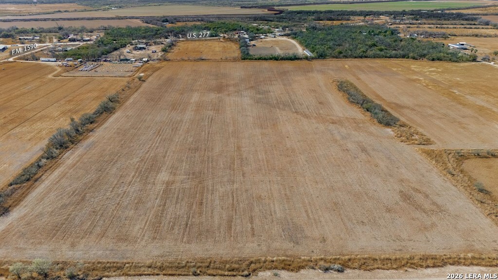 166 Lowe Road Quemado, TX 78877 - Photo 4 of 11