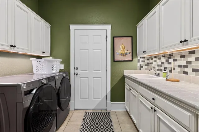 $1,195,000 | 1028 Cottage Drive, The Villages, FL 32162