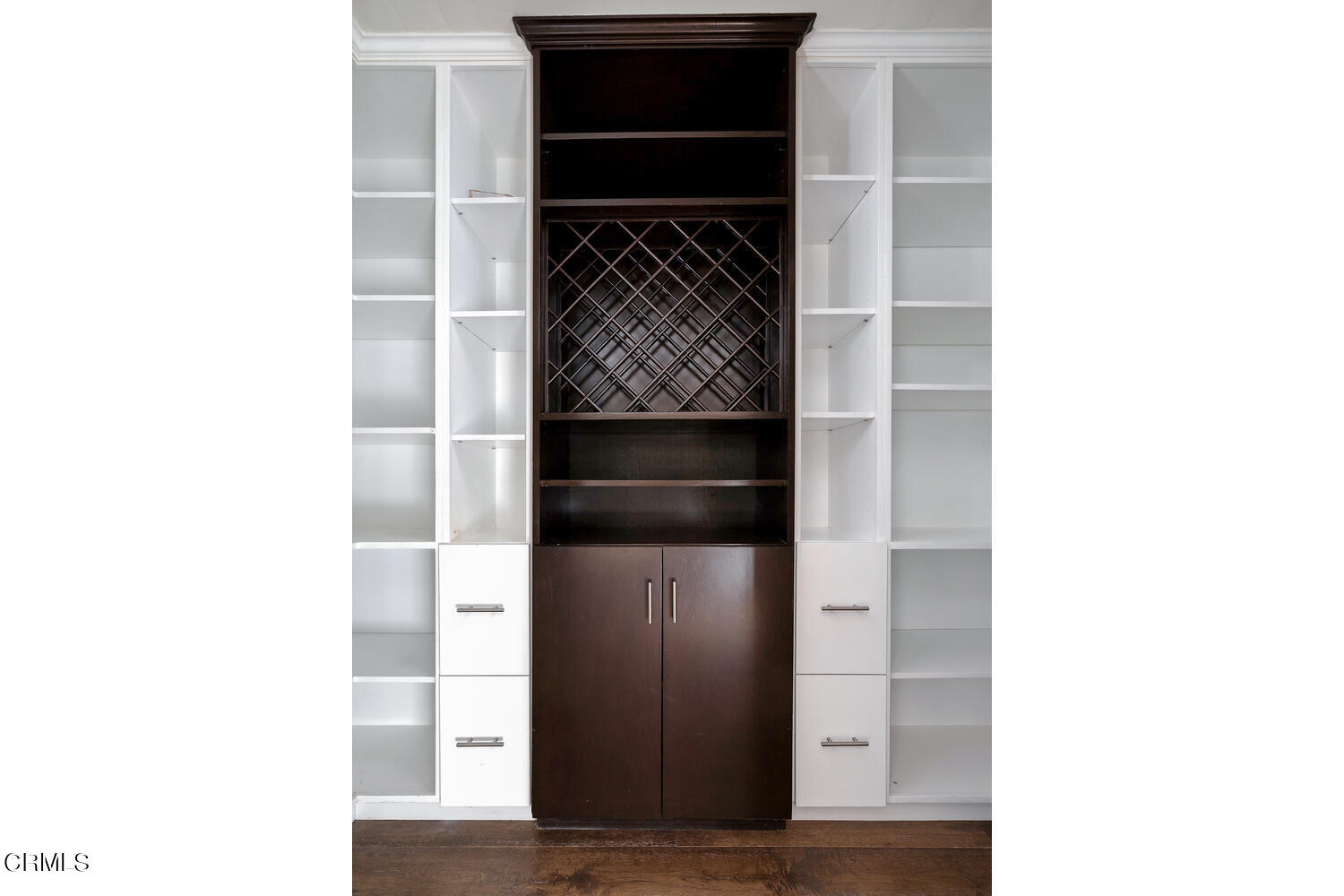 39-41 Ramona Place Camarillo, CA 93010 - Photo 14 of 52 41 Ramona Pl-013-002-Large Pantry-MLS_Si