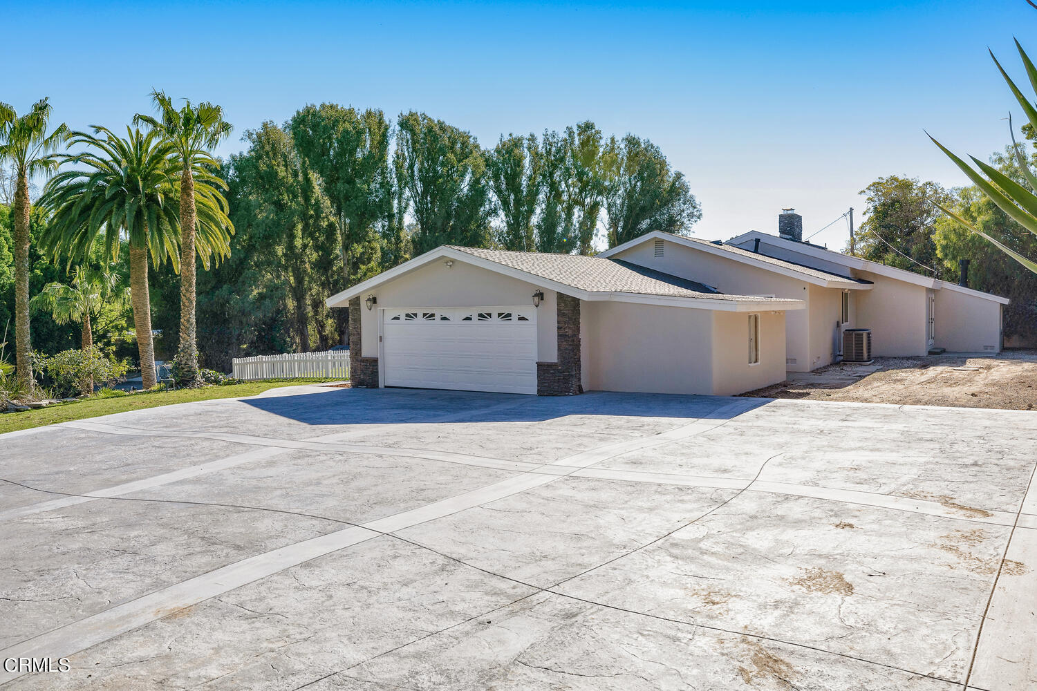 39-41 Ramona Place Camarillo, CA 93010 - Photo 4 of 52 41 Ramona Pl-003-022-Exterior-MLS_Size