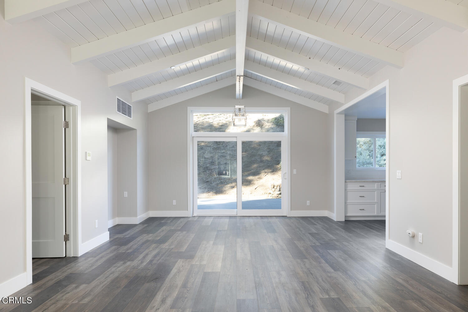 39-41 Ramona Place Camarillo, CA 93010 - Photo 32 of 52 41 Ramona Pl-031-005-ADU Living Room-MLS