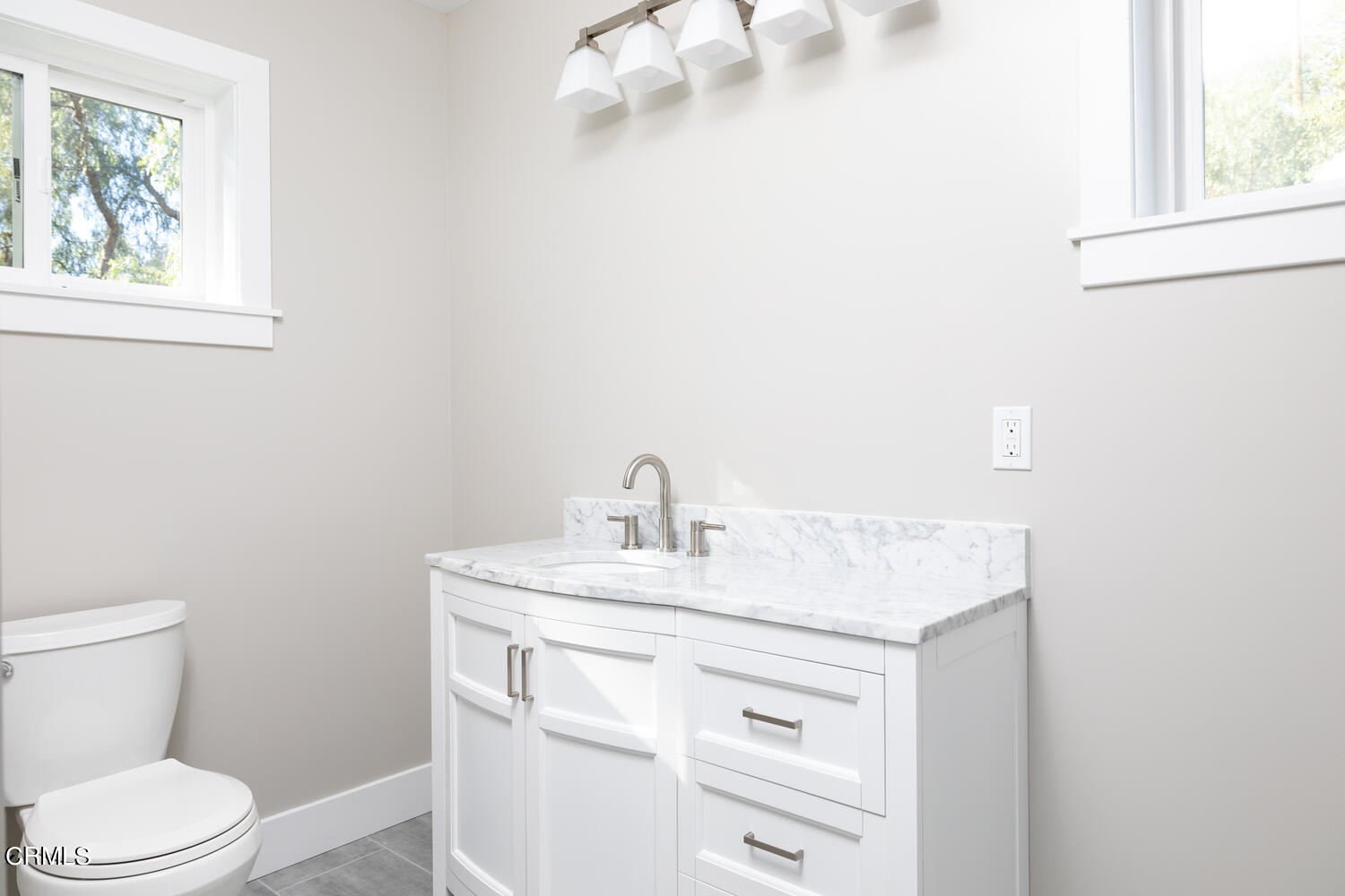 39-41 Ramona Place Camarillo, CA 93010 - Photo 38 of 52 41 Ramona Pl-037-049-ADU Bathroom-MLS_Si