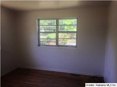 405 Minor Road Gardendale, AL 35071 - Photo 9 of 10