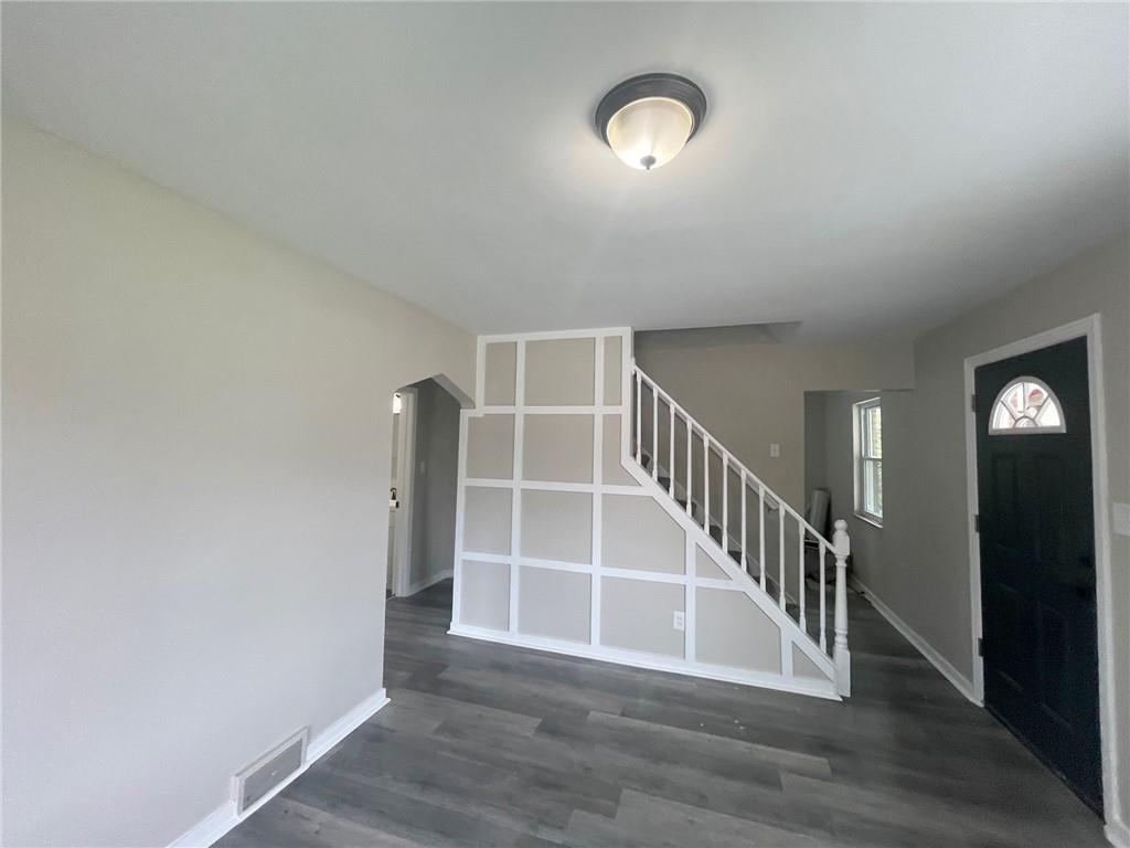 3685 Oakleaf Road Pittsburgh, PA 15227 - Photo 7 of 10 Gallery Image 7