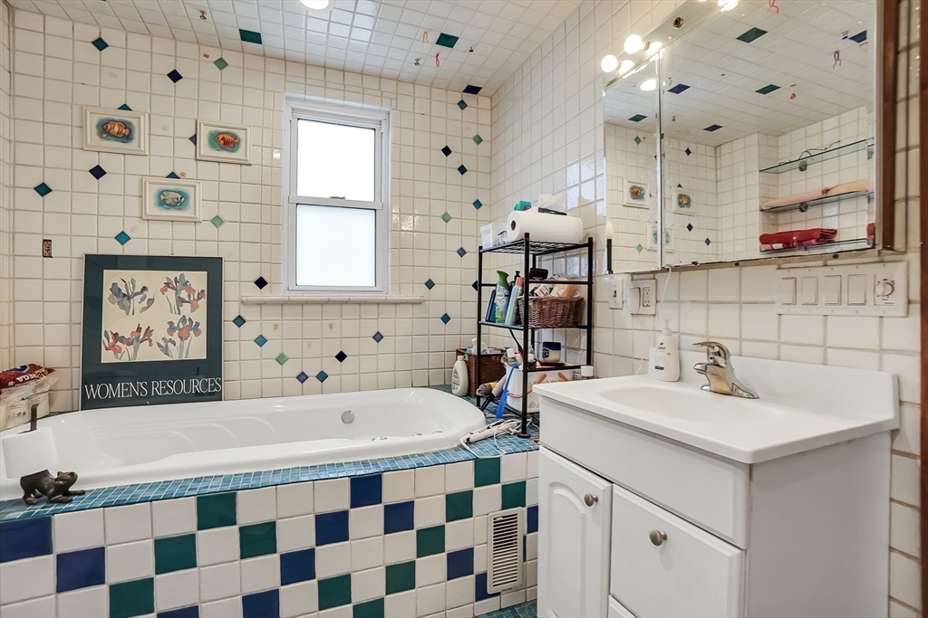 68 Adams Street Waltham, MA 02453 - Photo 24 of 36