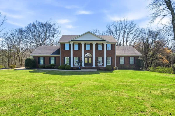 $1,299,000 | 1192 Austin Circle, Lawrenceburg, TN 38464