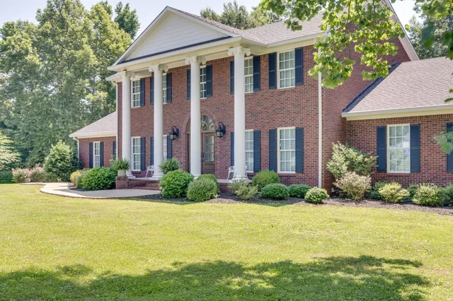 $1,299,000 | 1192 Austin Circle, Lawrenceburg, TN 38464
