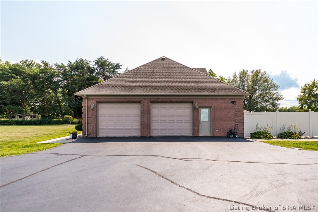 195 North Boatman Road Scottsburg, IN 47170 - Photo 7 of 37 Gallery Image 7