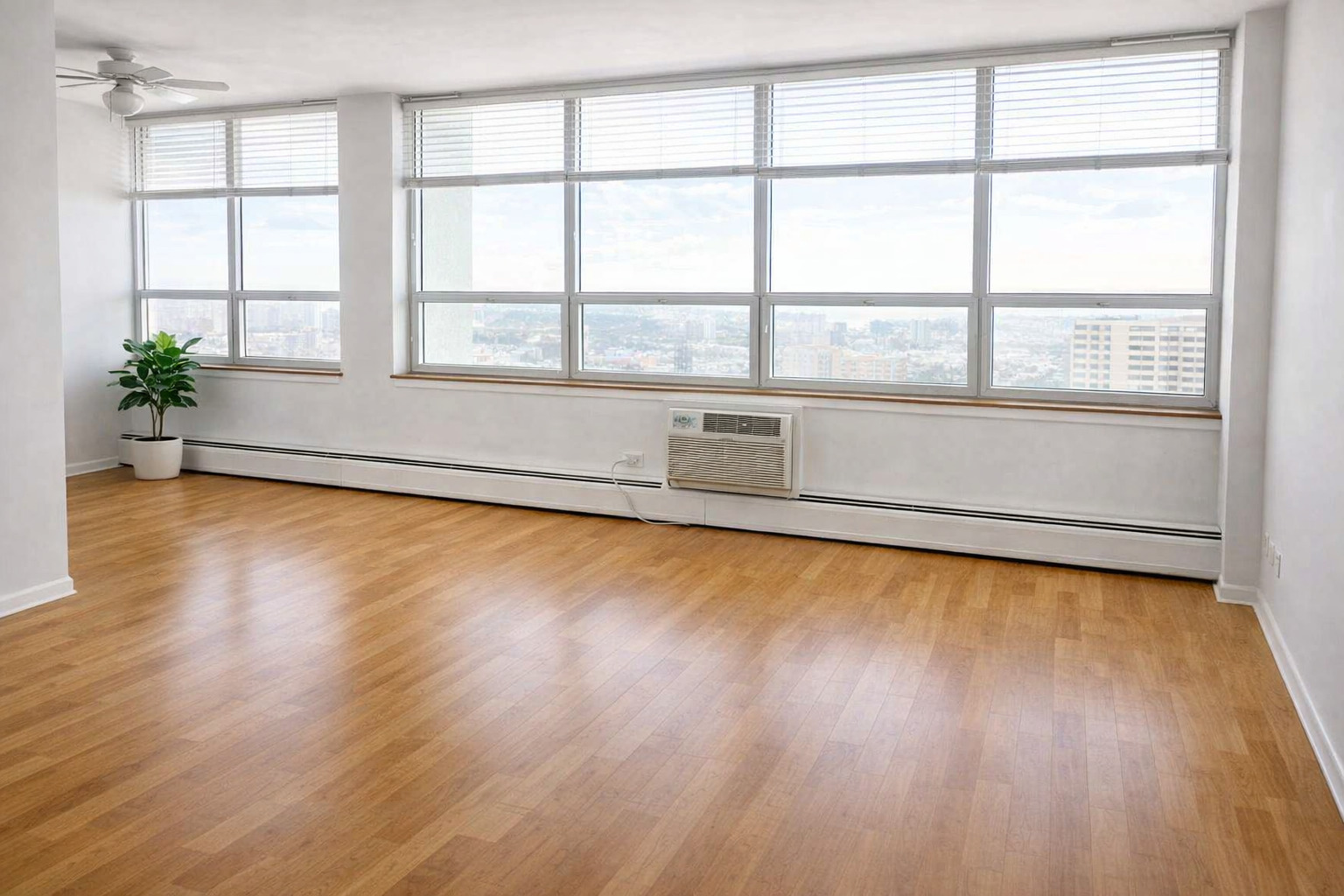 6171 North Sheridan Road, Unit 2707 Chicago, IL 60660 - Photo 4 of 23