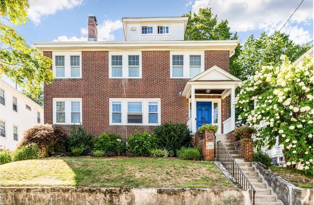 104 Lewis Road, Unit 2 Belmont, MA 02478 - Photo 1 of 25 Gallery Image 1