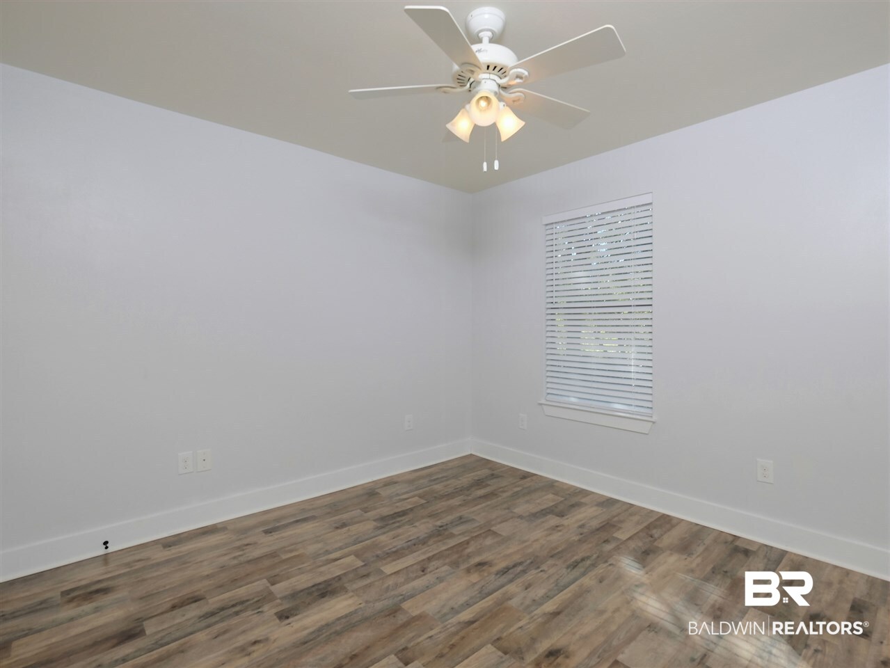 1170 Ridgewood Drive South Lillian, AL 36549 - Photo 12 of 15