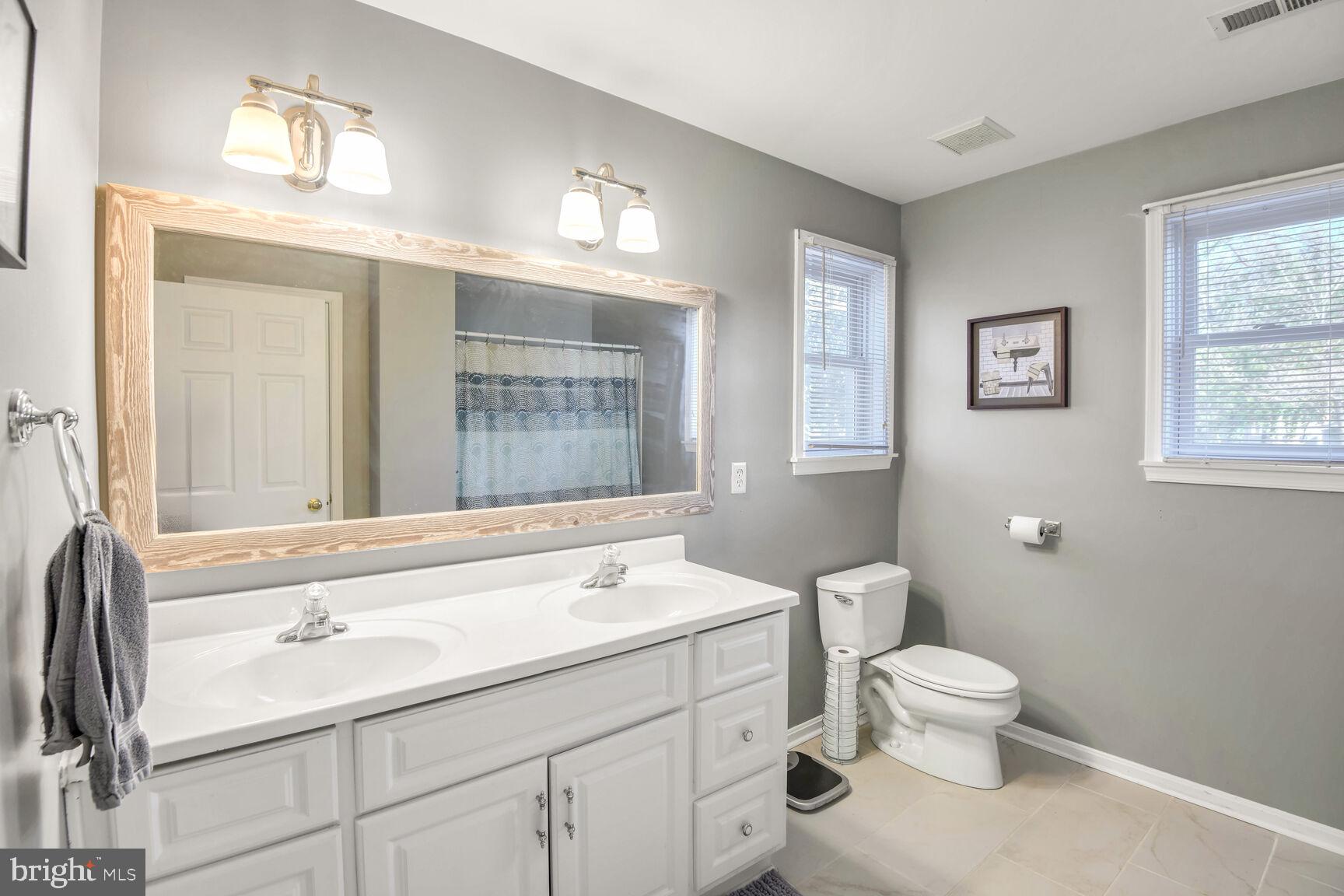 2760 Riverview Drive Riva, MD 21140 - Photo 15 of 28 Primary full bathroom