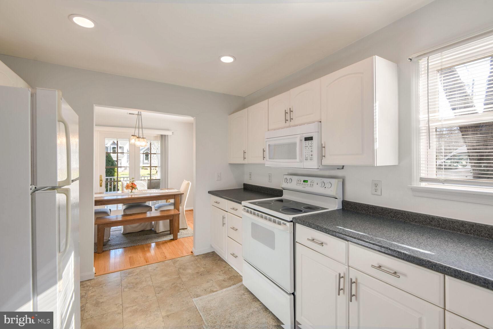 2760 Riverview Drive Riva, MD 21140 - Photo 9 of 28 Kitchen looking into dining room