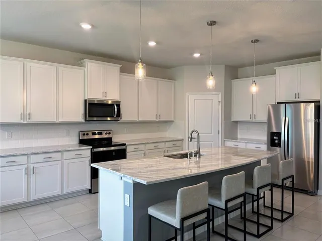 $3,150 | 18108 Fattoria Terrace, Bradenton, FL 34211