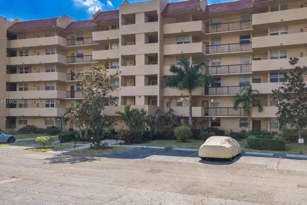 $150,000 | 3671 Environ Boulevard, Unit 368, Lauderhill, FL 33319