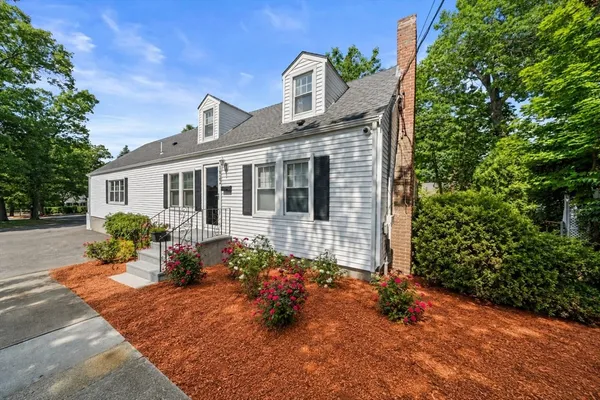 $769,000 | 1822 Washington Street, Braintree, MA 02184